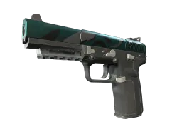 StatTrak™ Five-SeveN | Fowl Play (Battle-Scarred)