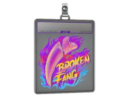 Sticker Slab | Broken Fang (Holo)